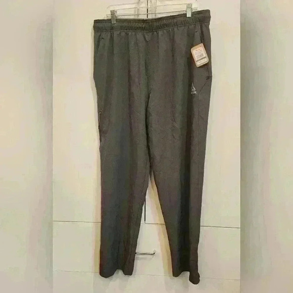 Reebok Men's Resistance Training Sweat Pants Joggers in Dim Grey NWT $70 - Picture 1 of 9
